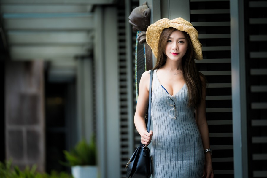 两个人的房间在线观看高清在线观看海报