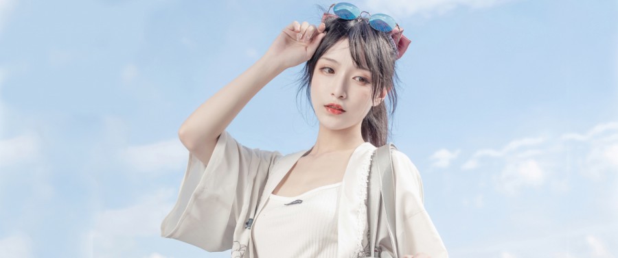 两个人的房间在线观看高清在线观看海报