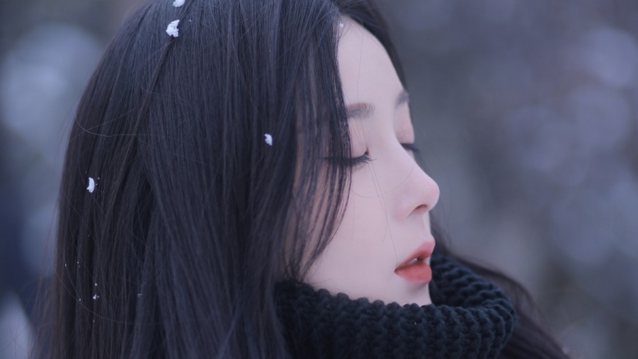 两个人的房间在线观看高清在线观看海报