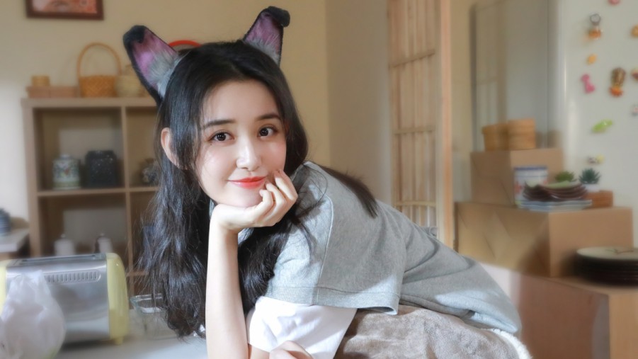 两个人的房间在线观看高清在线观看海报
