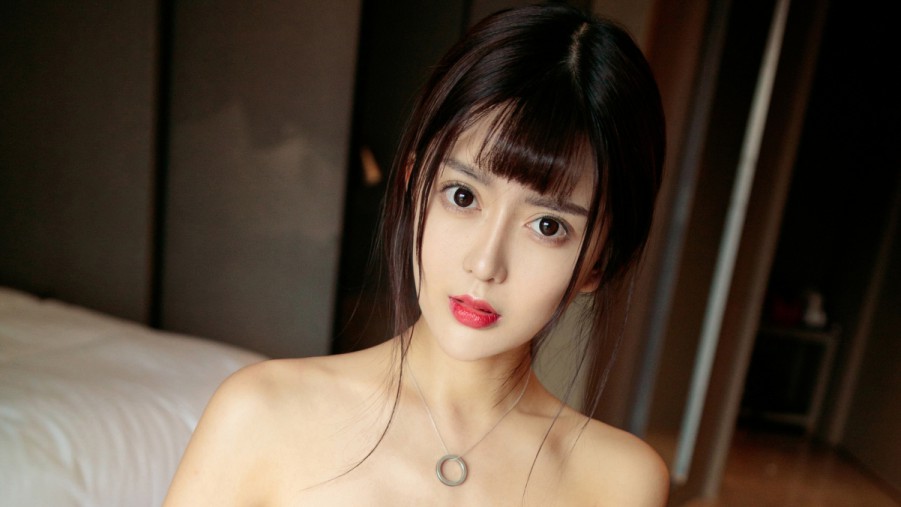 两个人的房间在线观看高清在线观看海报
