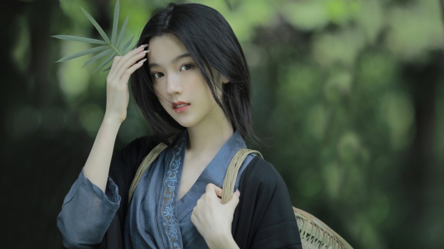 两个人的房间在线观看高清在线观看海报