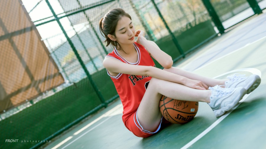两个人的房间在线观看高清在线观看海报