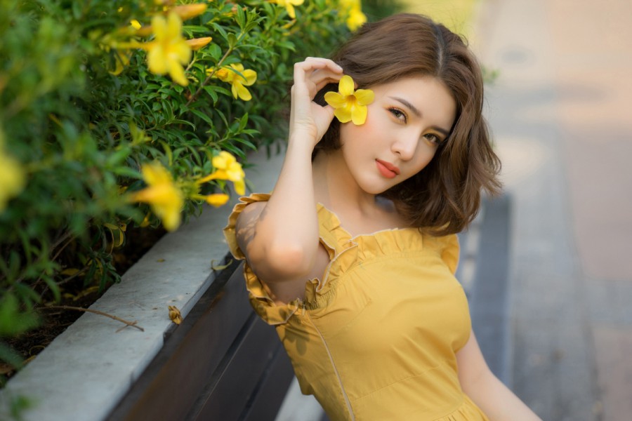 两个人的房间在线观看高清在线观看海报